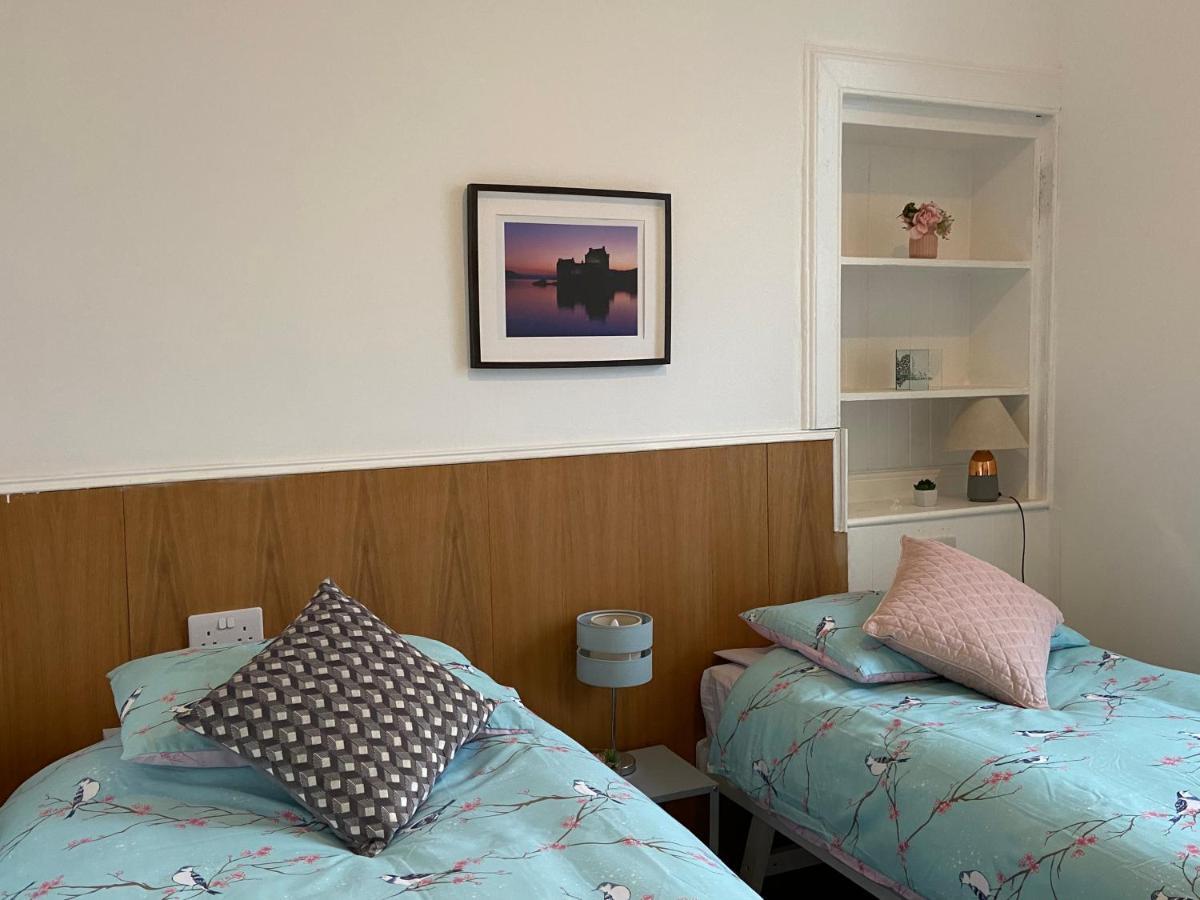 Newly Refurbished Town Centre Apartment Оубън Екстериор снимка